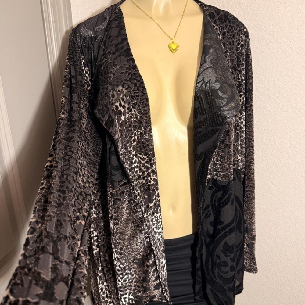 Erin London black and grey multi print cardigan
